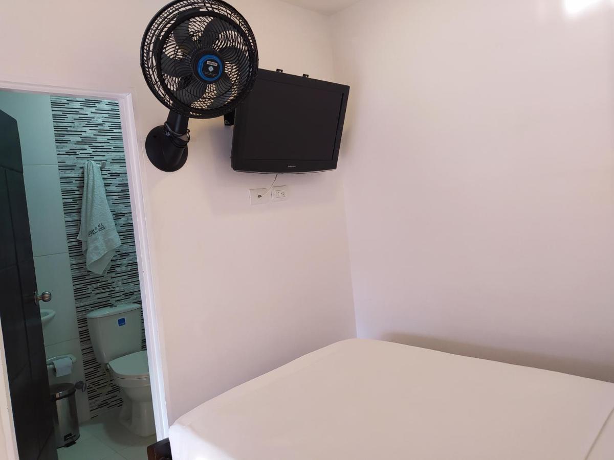 Hotel Brisas Del Norte Roldanillo المظهر الخارجي الصورة