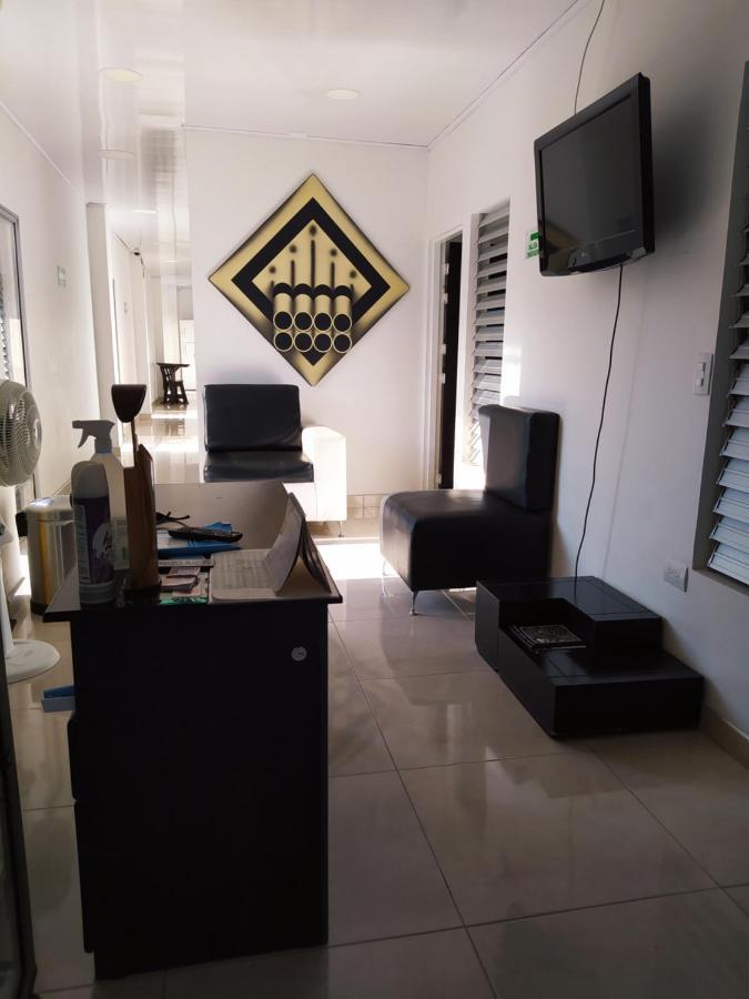 Hotel Brisas Del Norte Roldanillo المظهر الخارجي الصورة